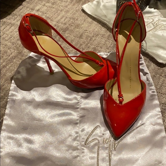 Giuseppe Zanotti Red Patent Leather Heels - Picture 1 of 5